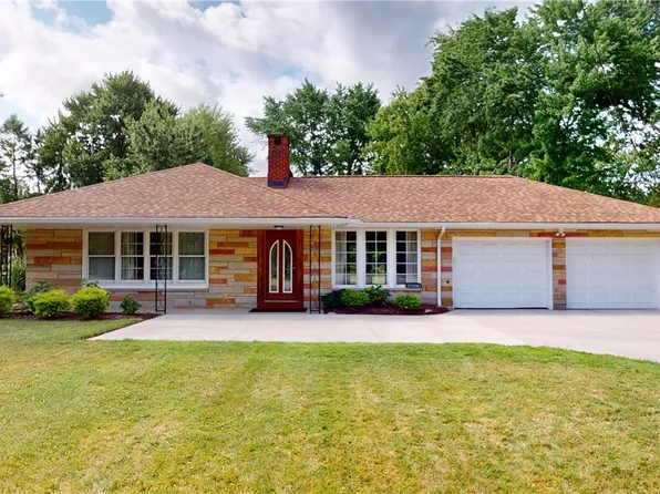 25580 Highland Rd, Richmond Heights, OH 44143