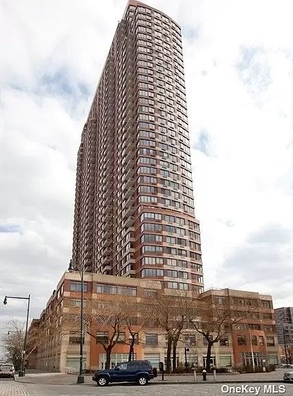 1st image of 4-74 48th Ave #4J