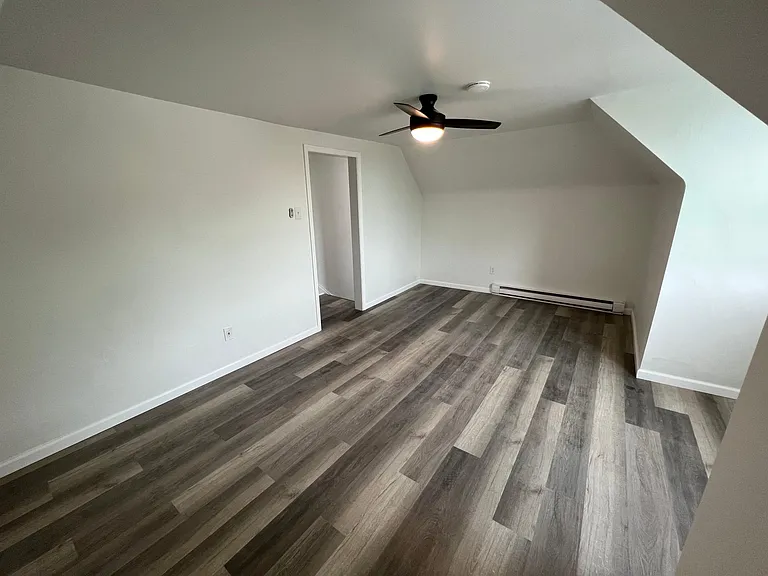 194 Sheridan Ave #3 — Photo 7