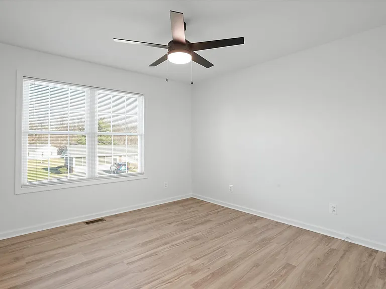 116 Windsor Knit Rd — Photo 3