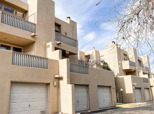 709 Viento Dr, Santa Fe, NM 87501