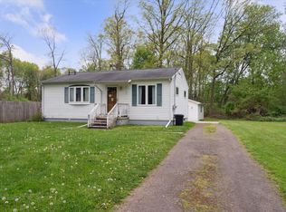 2430 Kibby Rd, Jackson, MI 49203