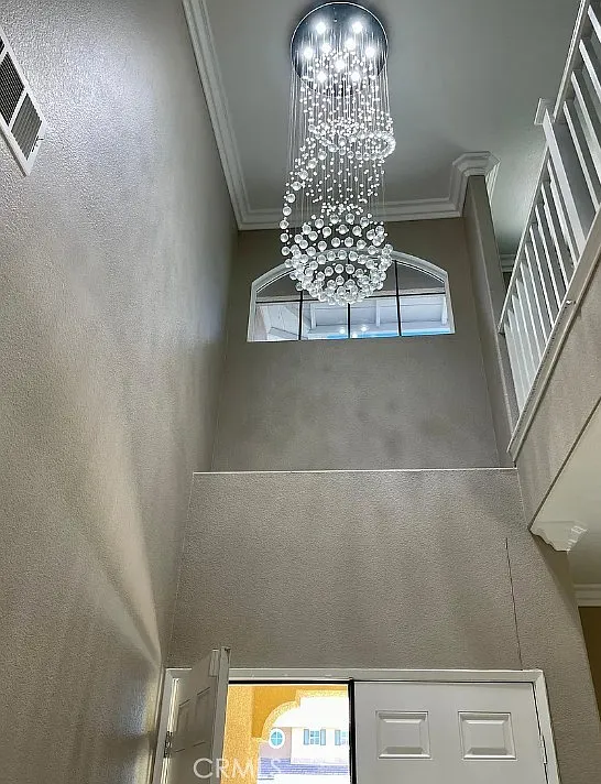 5 bed, 2762 sqft, $3,550 — Photo 4