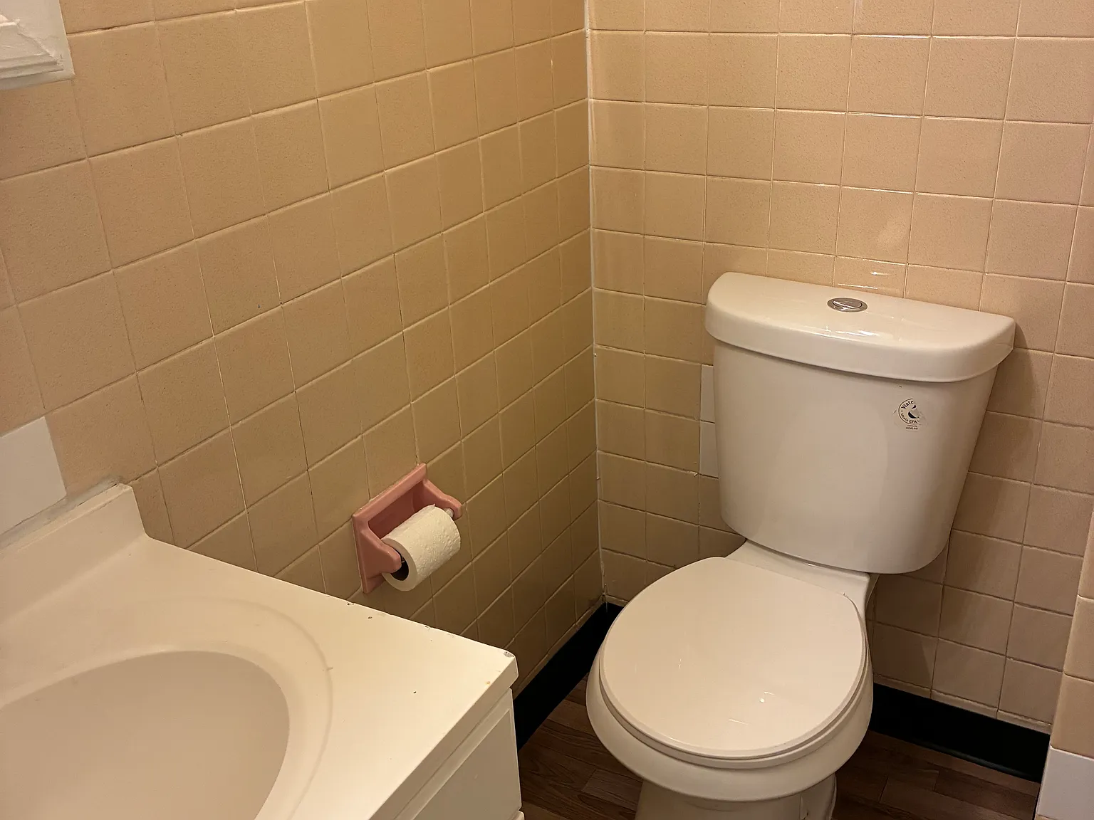 5 bed, 1700 sqft, $1,800 — Photo 4