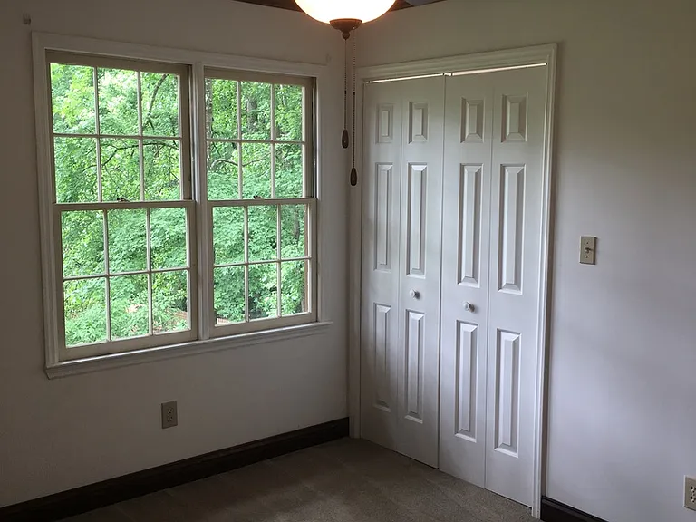 310 Milesford Ct — Photo 17