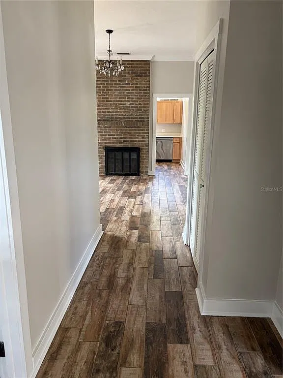 3 bed, 2.0 bath, 1412 sqft, $2,900 — Photo 4
