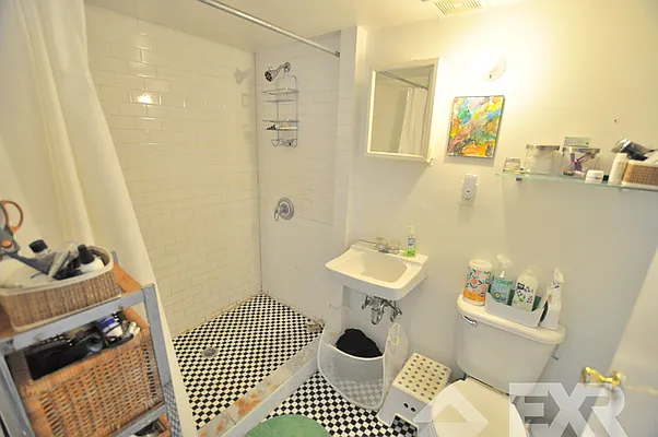 Rented by EXR | media 16