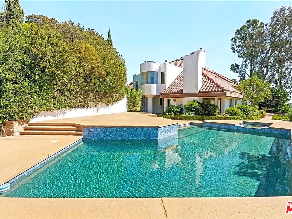7940 Vulcan Dr