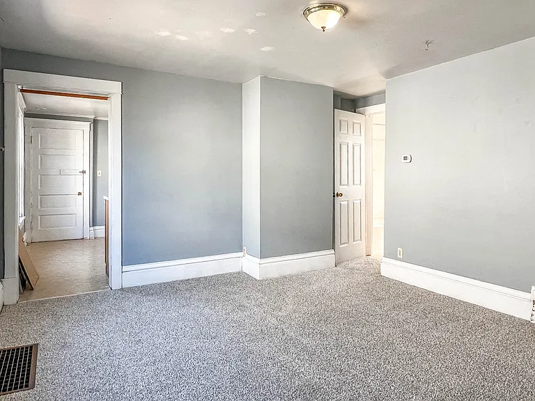 128 Rock St #1 — Photo 4