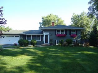 648 80th St, Downers Grove, IL 60516