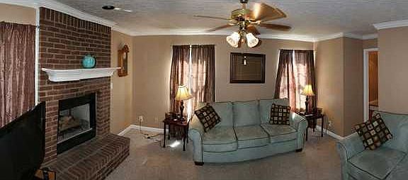 4th image of 3111 Bluegrass Dr