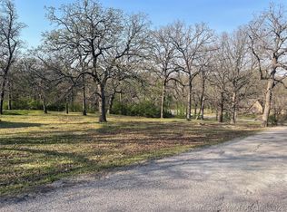 Chickasaw Dr, Ada, OK 74820