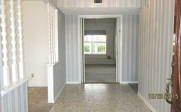 2nd image of 6404 Los Robles Dr