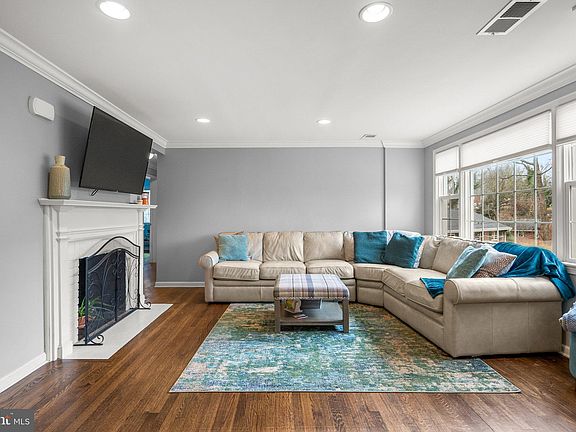 5th image of 5819 Lane Dr