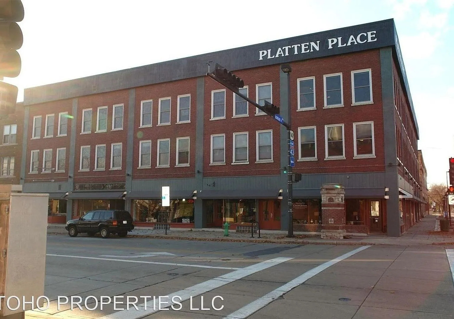 Platten Place Apartments — Photo 2
