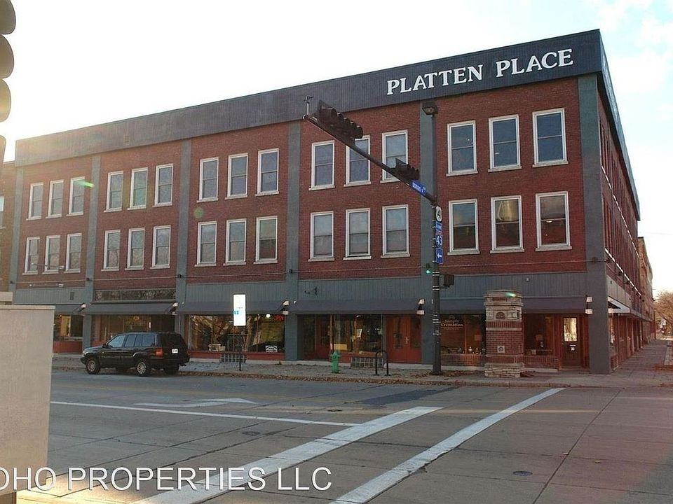 Platten Place Apartments 241 N Broadway St Green Bay WI Zillow