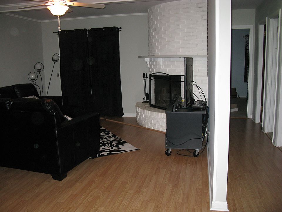 Living room/hall