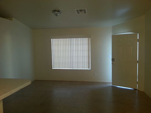 3rd image of 4109 Park Point Ct