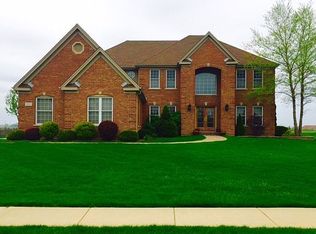 3740 Grayhawk Dr, Algonquin, IL 60102