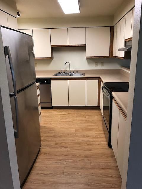1st image of 913 Noorvik Ct