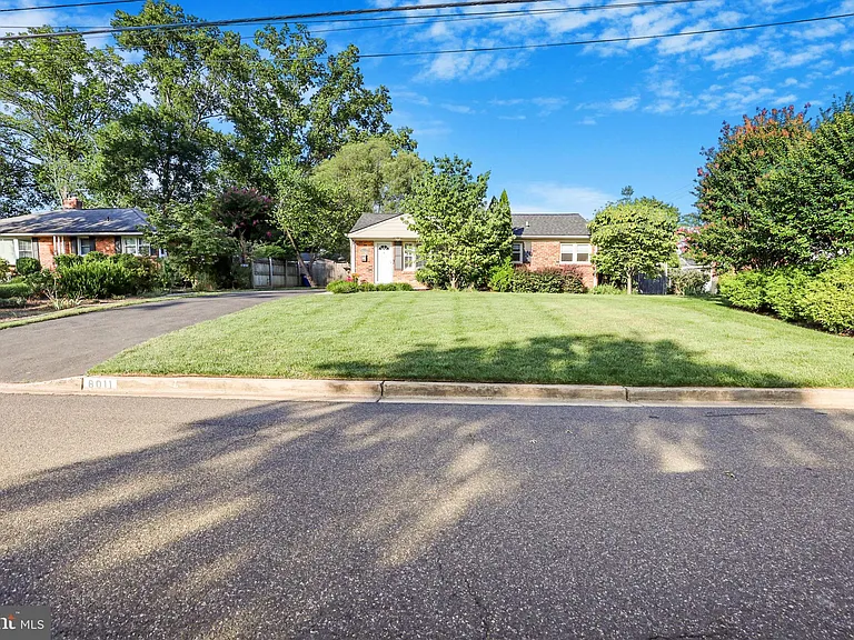 8011 Jackson Rd — Photo 63