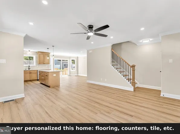 54 E Buttonwood Ave, Clementon, NJ 08021