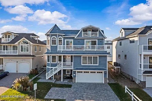 1613 Ocean Ave Photo 1