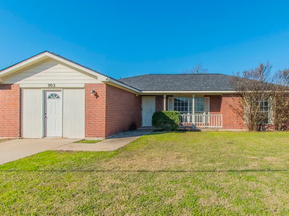 902 S 24th St, Temple, TX 76501