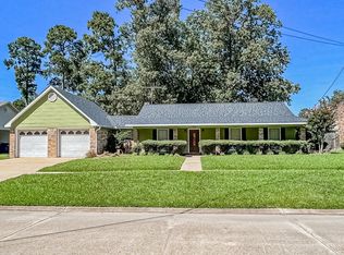105 Green Forest Dr, Monroe, LA 71203