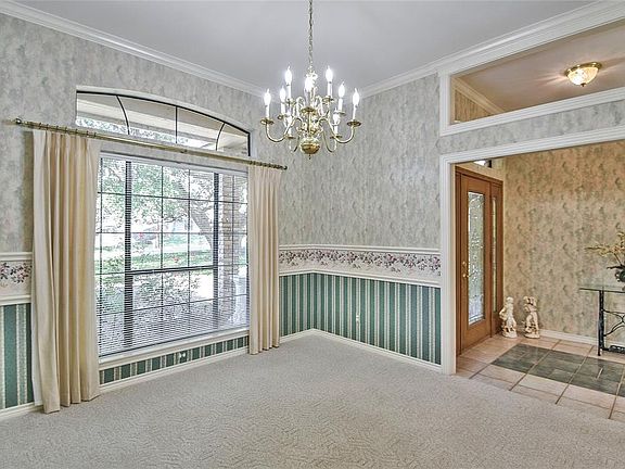 4th image of 6318 Circo Dr