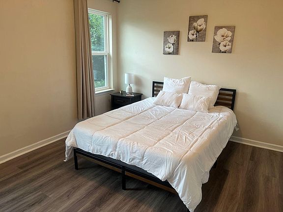 5th image of 588 Fawnborough Ct