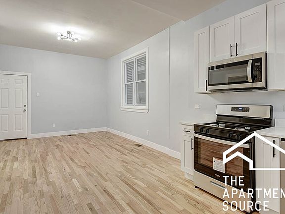 3rd image of 1626 North Washtenaw #1R