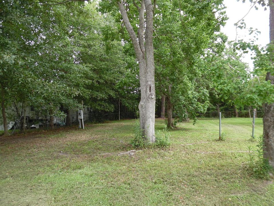 1st image of 14410 Karen Ct
