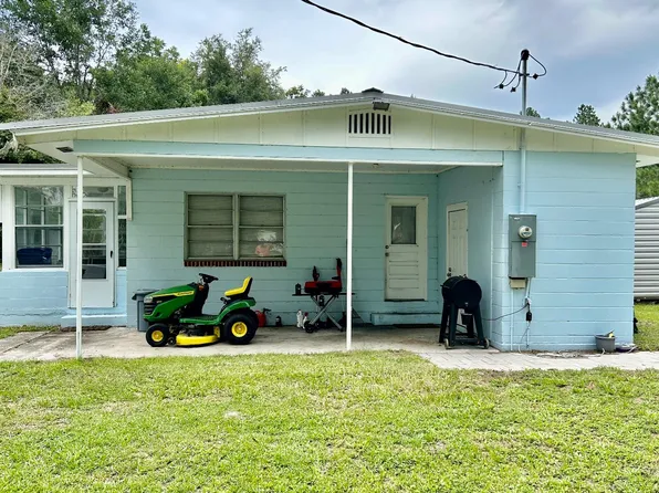 933 2nd Ave, Wellborn, FL 32094