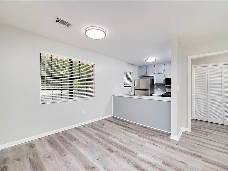 355 Santa Fe Trl — Photo 14