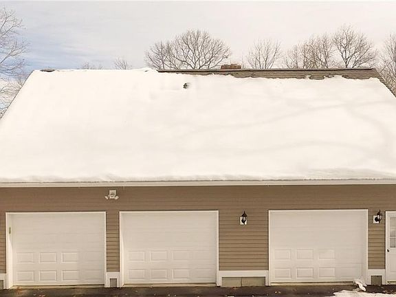 5th image of 229 Woodridge Dr