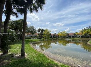 8330 Coral Lake Dr #8330, Pompano Beach, FL 33065