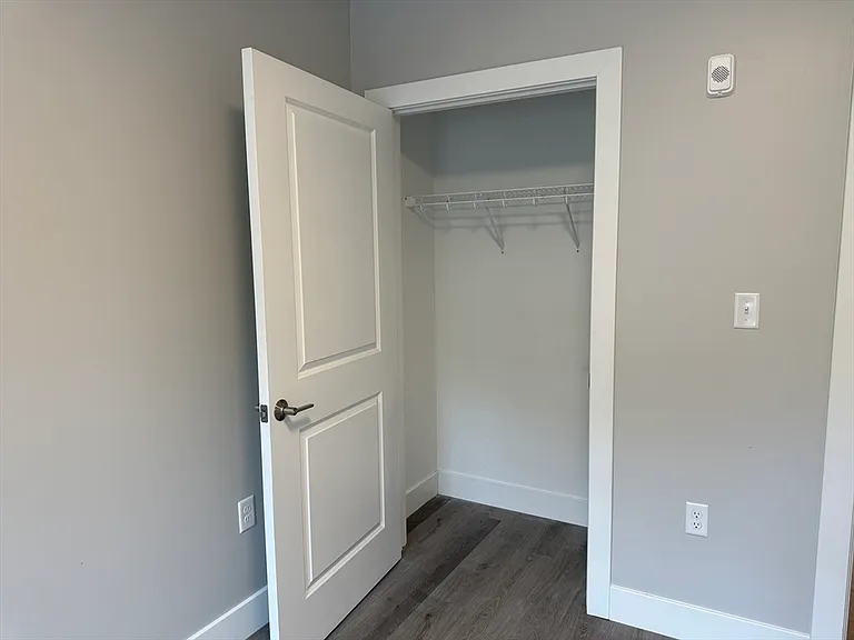 251 Sladen St #207 — Photo 12