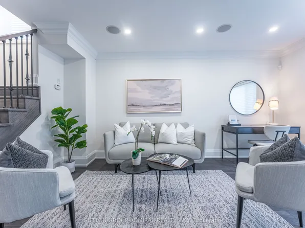 25 Cohen Way, Vaughan, ON L6A 5B4