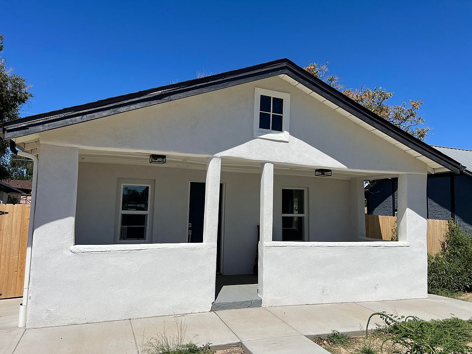 New 3 Bd 1 Ba house with cozy porch