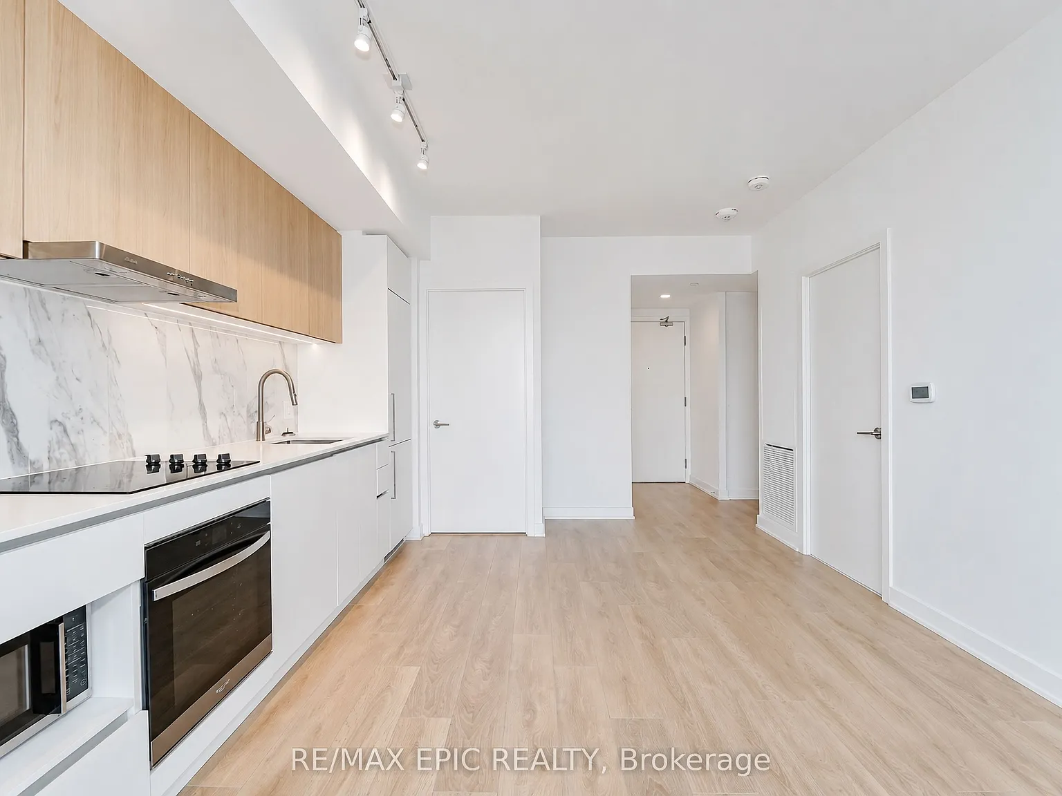 2 bed, $2,350 — Photo 3