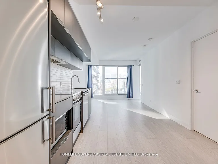 181 Dundas St E #2303 — Photo 4