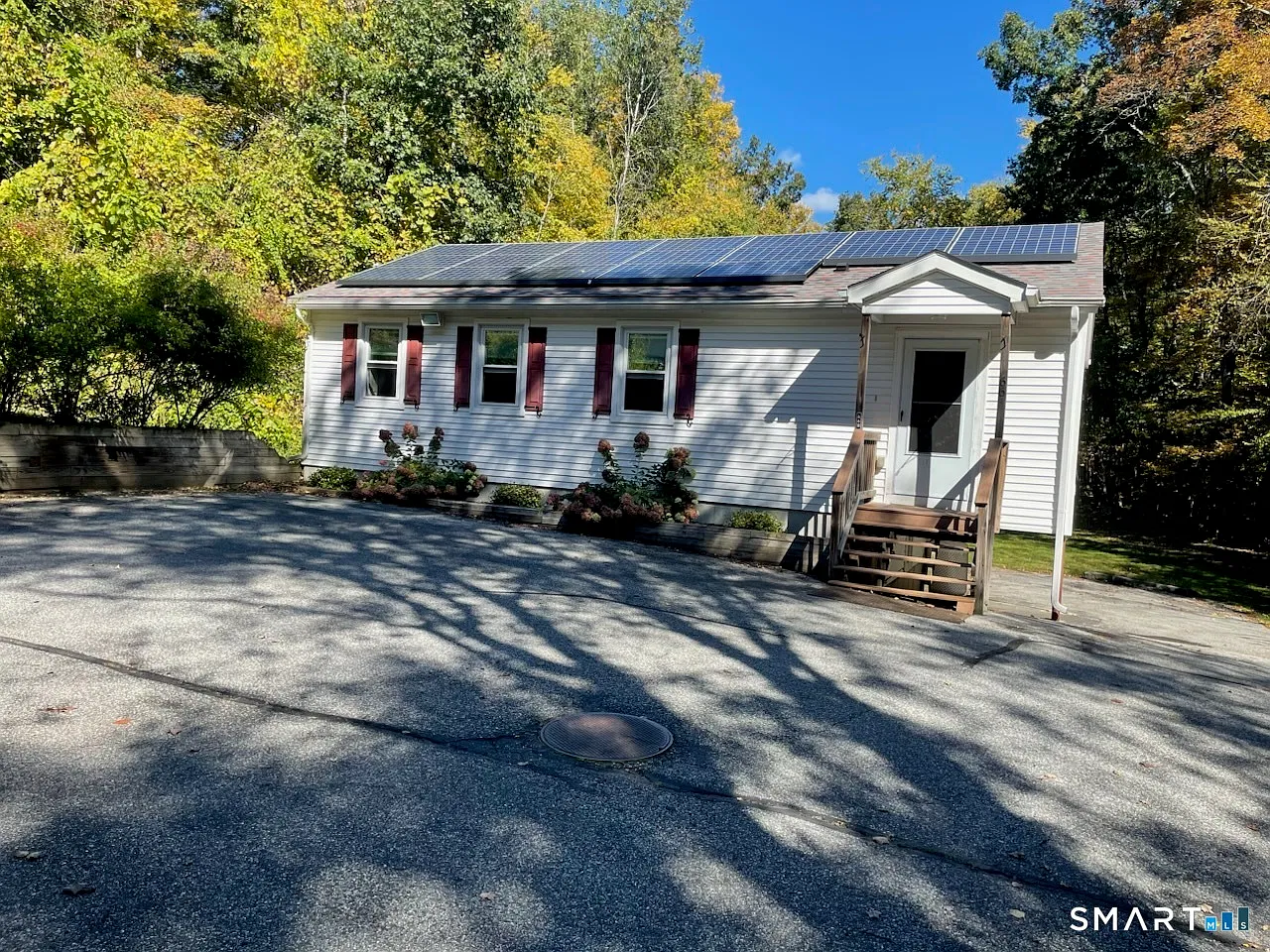 2 bed, 1.0 bath, 1000 sqft, $2,550 — Photo 1