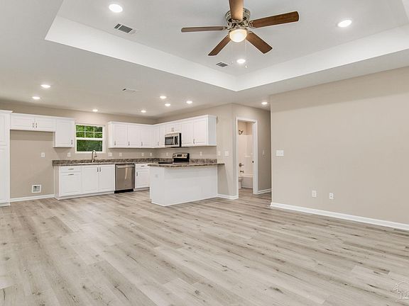 3rd image of 3240 Electra Dr