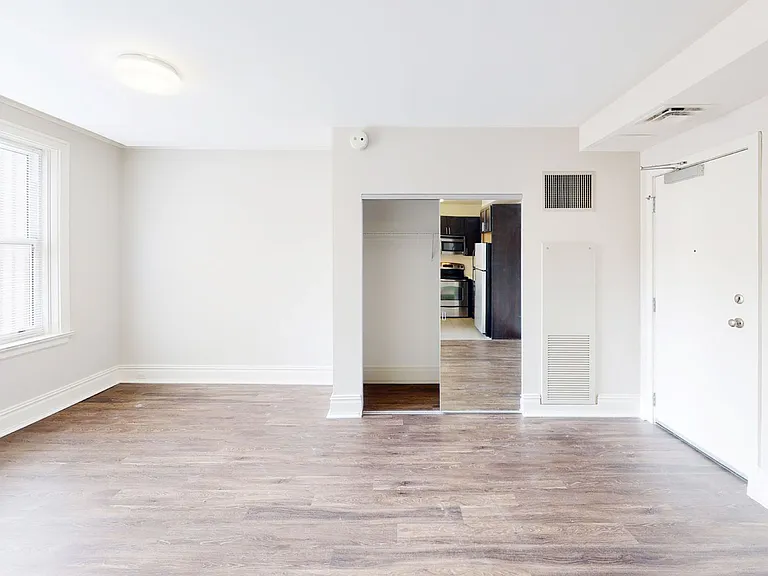 Dining/Living room