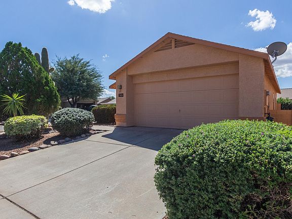 2nd image of 7984 S Lennox Ln