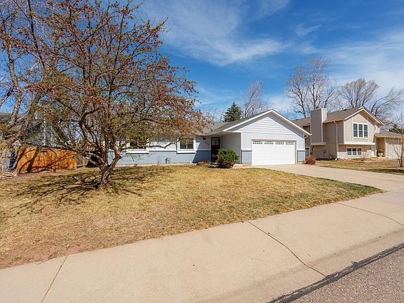 3rd image of 2748 Pampas Dr