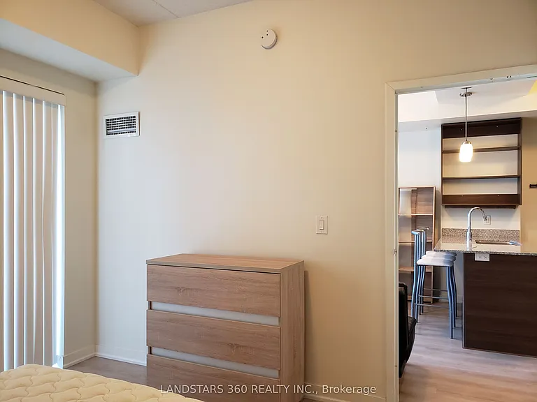 318 Spruce St #1006 — Photo 11