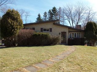 3269 Forest Rd, Bethel Park, PA 15102