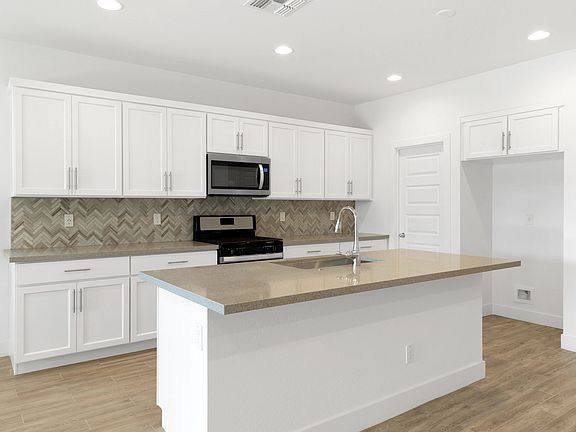 Homesite 210 Kitchen